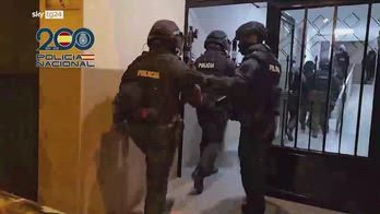 Terrorismo, smantellata cellula gruppo The Base in Spagna