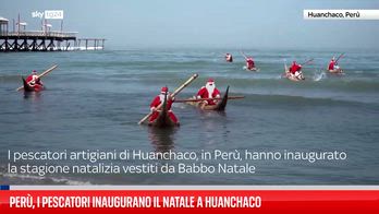Pescatori-babbo natale in Perù