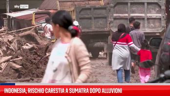 Alluvioni e frane distruggono il riso a Sumatra