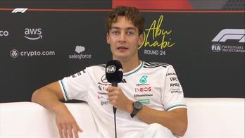 F1 ABU_BLOB MERCEDES ARBITRI MONDIALI 251204_5311967