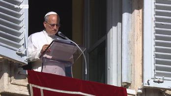 Il Papa all'Angelus: "prego per le popolazioni del Sud Est Asiatico"