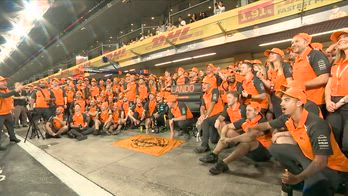 COLL BOBBI + CHAMPAGNE