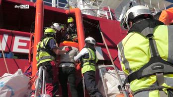 Migranti, von der Leyen: porre fine a modello di business del traffico