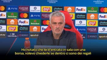 CONF MOU SCHERZA SU MAGLIA MCTOMINAY POST NAPOLI_5400550