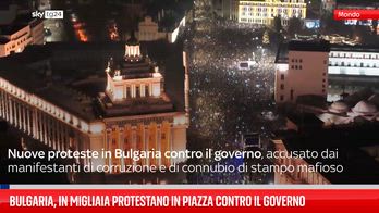 Bulgaria, in migliaia protestano in piazza contro il governo