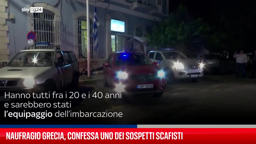 Naufragio Grecia, confessa uno degli scafisti arrestati