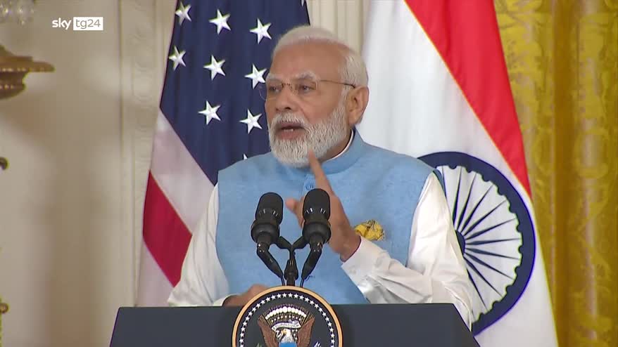 Premier indiano Modi in Usa: trovare soluzione alla guerra