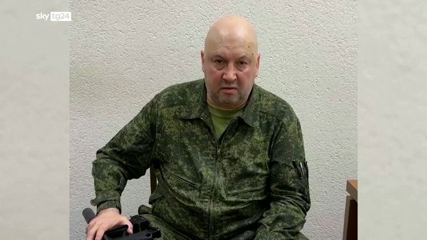 Arrestato a Mosca il generale russo Sergei Surovikin