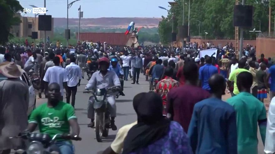 Niger, golpisti in marcia contro ambasciata della Francia