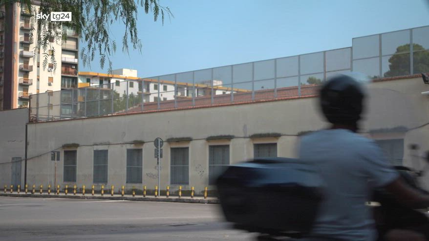 Stupro di gruppo, uno degli indagati si vanta sui social