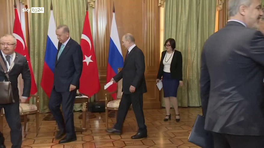 Putin e Erdogan, incontro non sblocca situazione sul grano