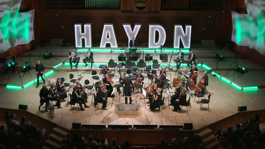 Danimarca, in scena la sinfonia per orchestra e cani