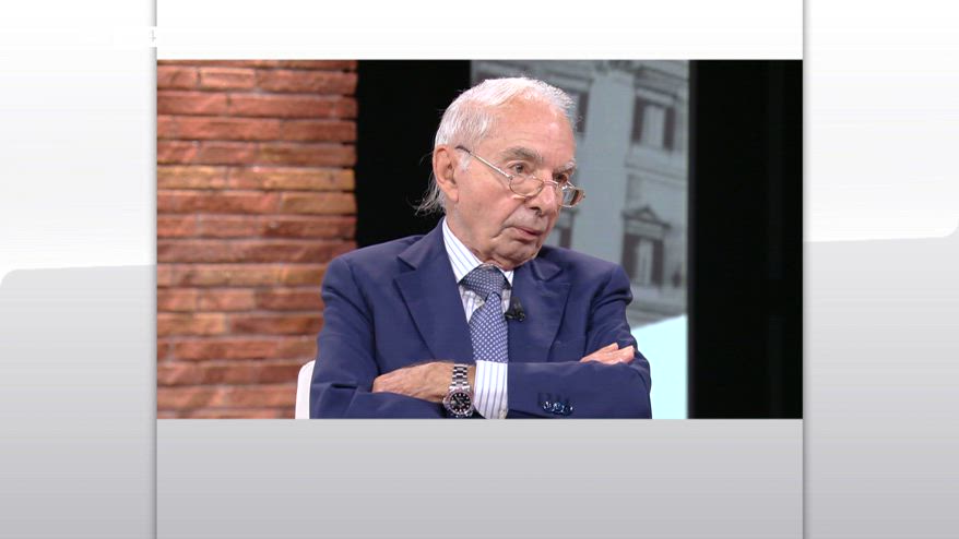 ERROR! Migranti, Amato: "Necessario proteggere i minori"
