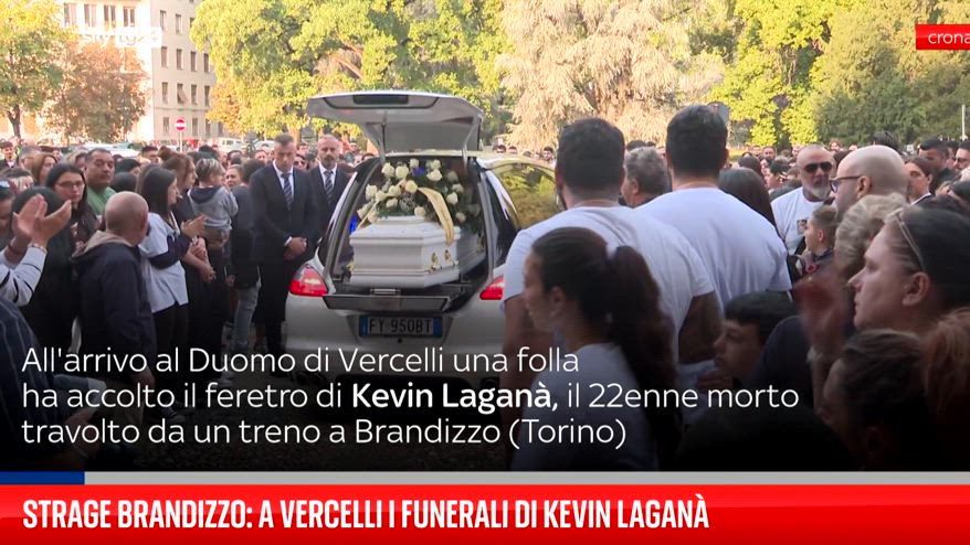 Strage Brandizzo: a Vercelli i funerali di Kevin Lagan�