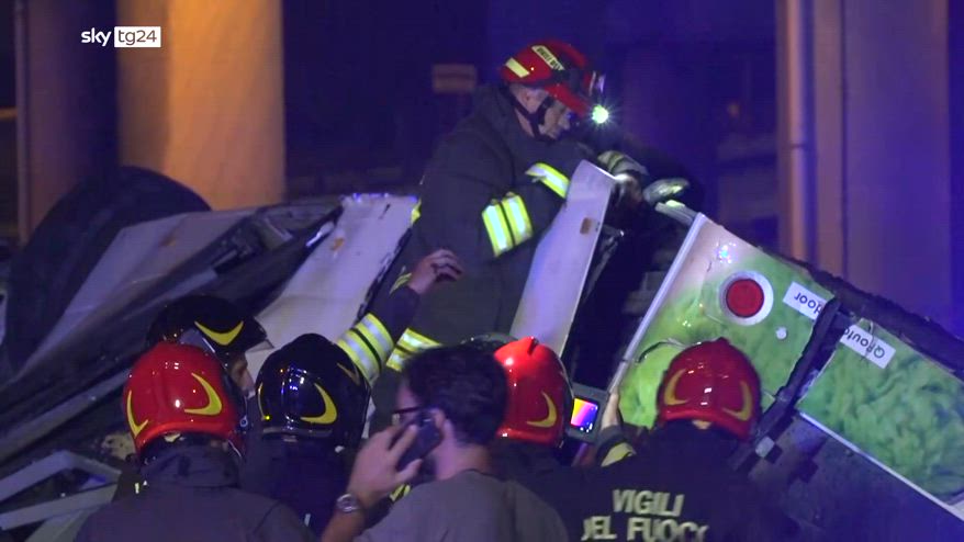 incidente Mestre, nell?impatto sono morte 21 persone, 15 feriti, 4 gravi
