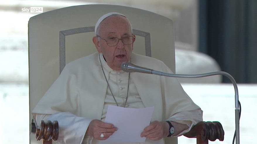 Papa: Israele ha diritto a difesa, ma preoccupato per Gaza