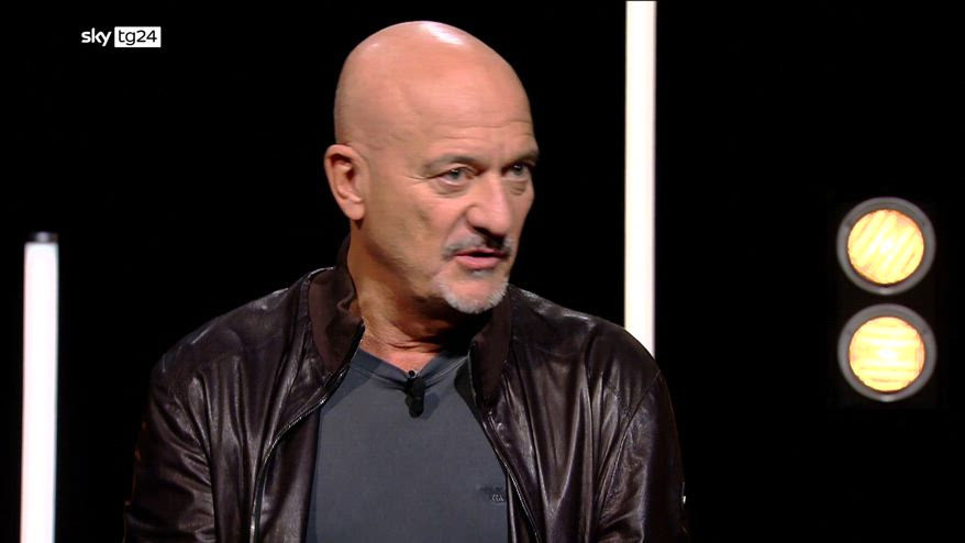 Claudio Bisio ospite a Stories. VIDEO