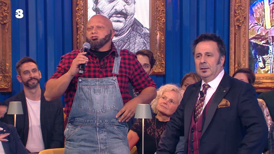 GialappaShow - Dove sono le Istituzioni? | TV8