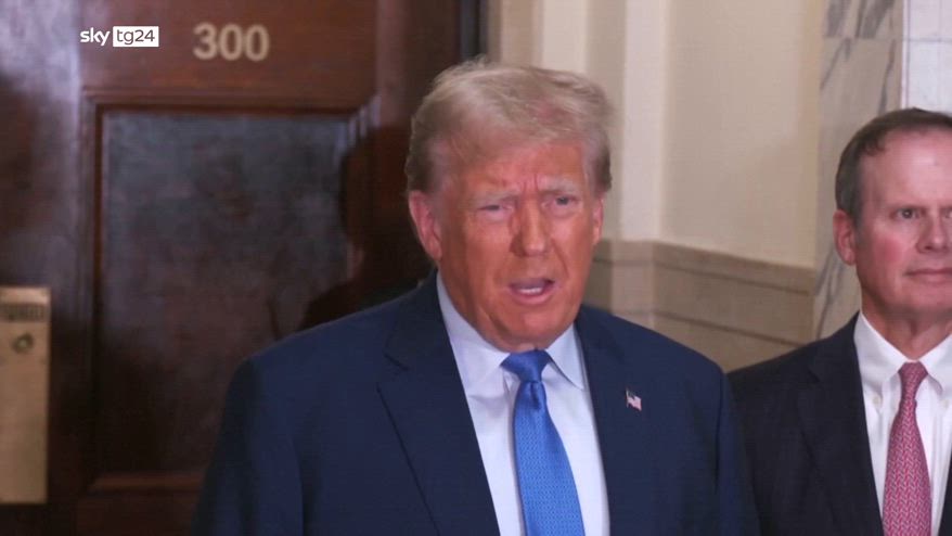 Processo per frode, Trump in aula: