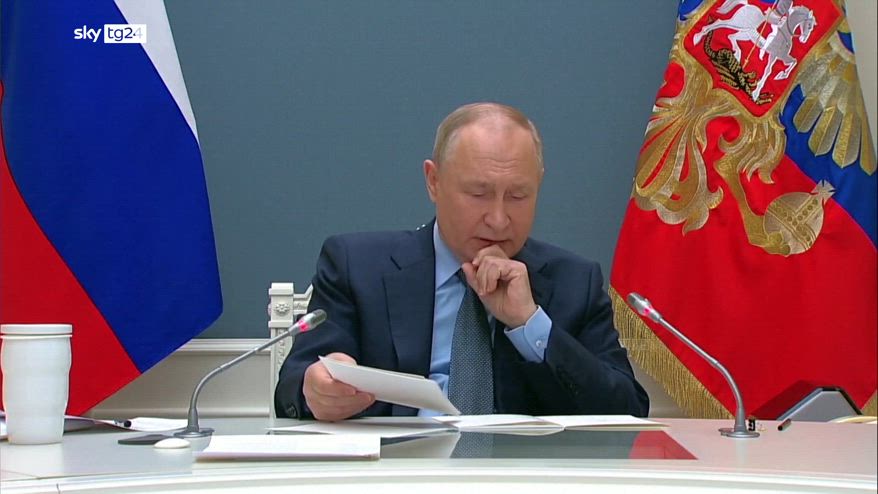 Putin per prima volta al G20 dopo guerra in Ucraina: "Mosca pronta a colloqui"