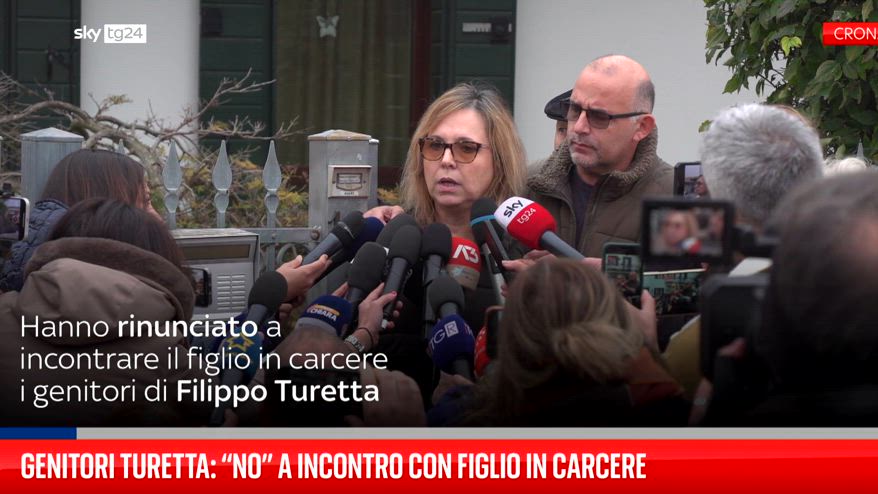 Genitori di Turetta rinunciano a incontrare il figlio in carcere