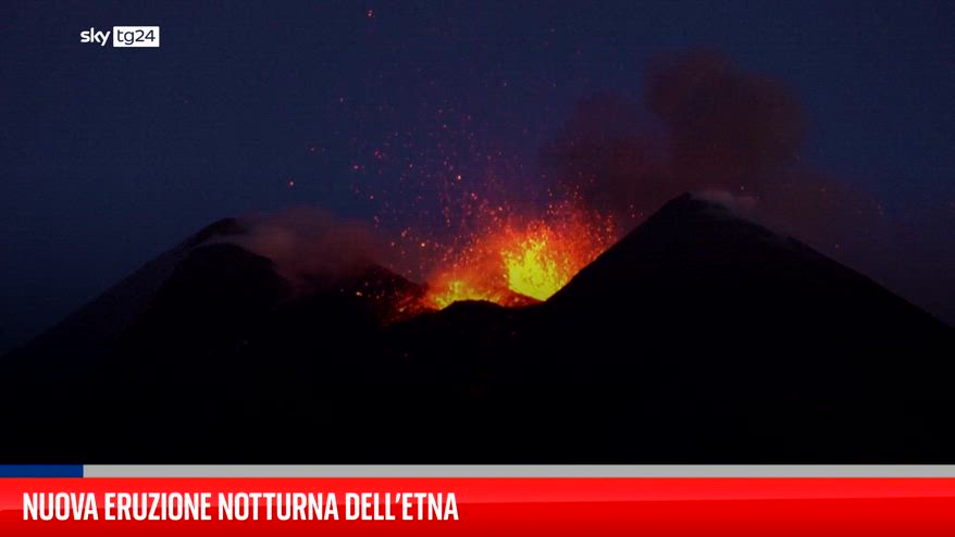 Nuova eruzione notturna dell?Etna