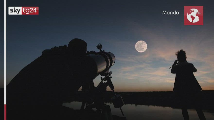 Superluna di maggio 2021: quando e come vederla