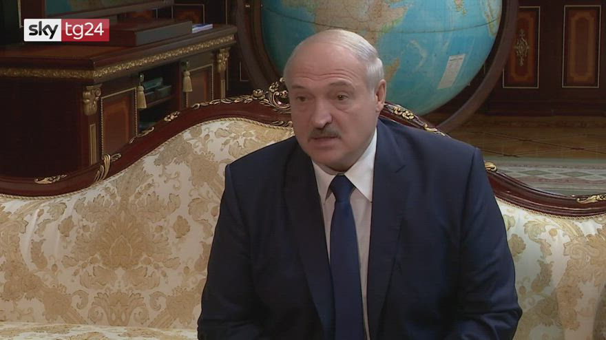 Volo dirottato, da Ue sanzioni a Bielorussia e stop voli