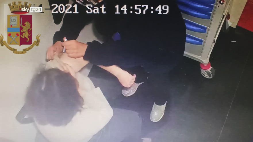 Falsi vaccini, arresti e denunce della polizia a Palermo