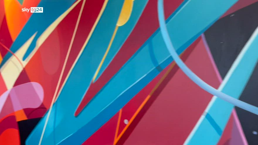 Ubiquity, l’opera murale dell’artista SMOE a Sky Milano