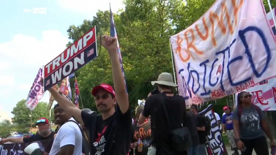 Il sostegno del popolo di Trump all'ex Presidente