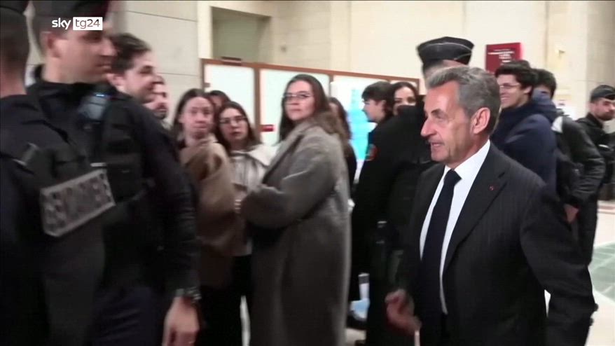 Condannato Sarkozy per spese illecite in campagna elettorale