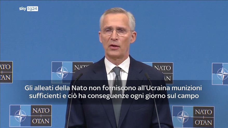 Ucraina, Stoltenberg: necessarie più munizioni per Kiev