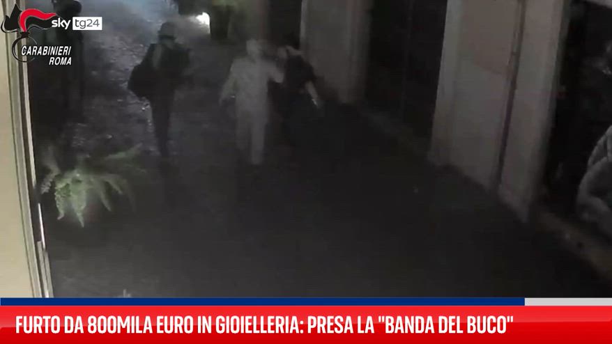 Roma, maxi-furto in una gioielleria: presa