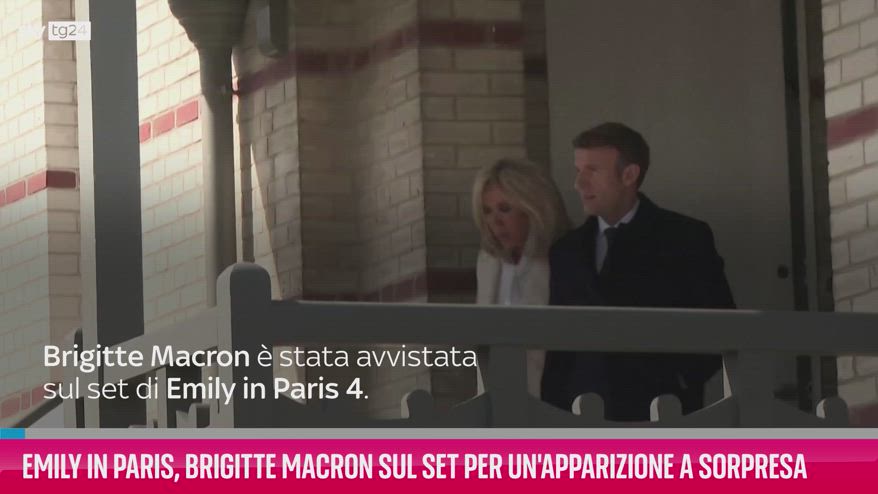 VIDEO Emily in Paris, Brigitte Macron sul set