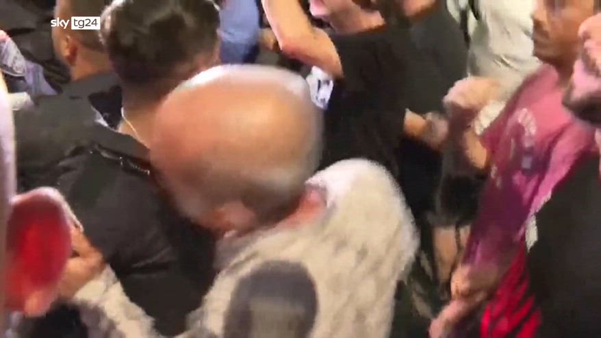 MO, parenti ostaggi continuano a chiedere un accordo