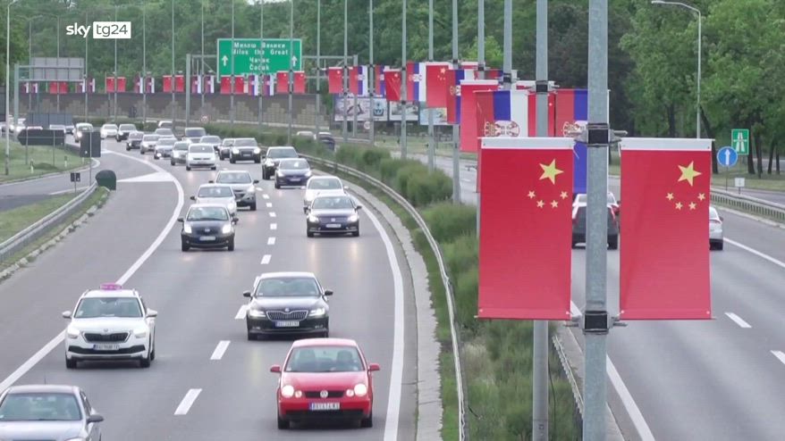 Viaggio Xi in Europa, dopo Parigi arriverà a Belgrado