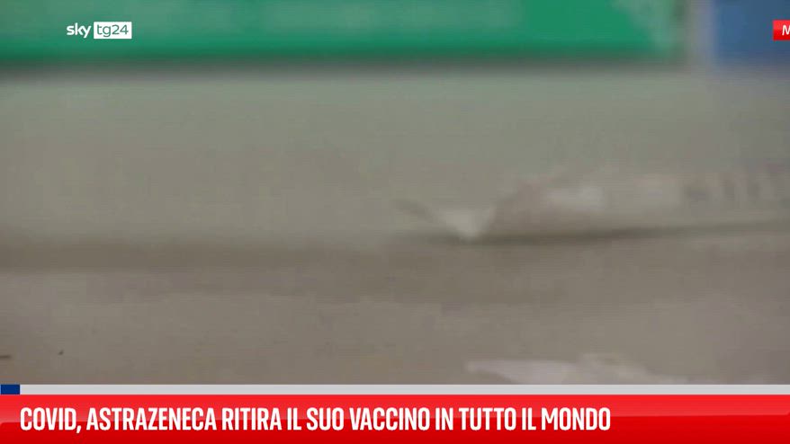 Covid, AstraZeneca ritira il suo vaccino in tutto il mondo