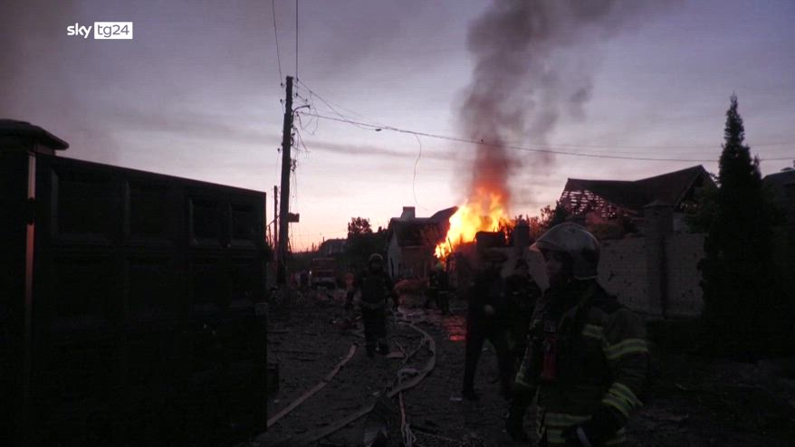 Kharkiv, infuria la battaglia: quasi 2000 gli sfollati