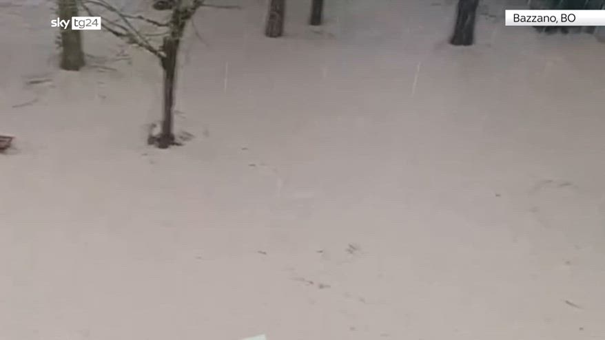 Maltempo, alluvione a Bazzano nel Bolognese