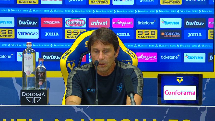 Napoli, Conte: "C'è da vergognarsi, punto e basta"