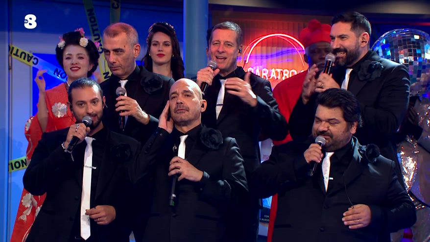 GialappaShow - I Neri per Caso cantano Uptown Funk