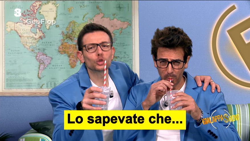 In questa puntata di Geoflop, oltre al nostro Andrea Boccia (Rosario Morra, Ross di Gigi & Ross) c’è un ospite speciale: Andrea Moccia! I due si alleano per cercare di ottenere nuovi follower alla pagina e di sabotare il povero Alberto Angela (questa volta mettendo del finto rossetto rosso sulla camicia del povero malcapitato). Nell’esperimento di oggi, Alfredo Colina, ci mostrerà come si sparava un tempo. Il best of del GialappaShow vi aspetta lunedì alle 21:30 su Tv8!