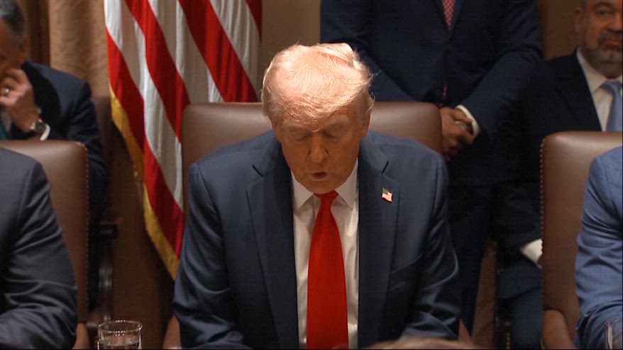 Incertezza accordo Trump-Zelensky su minerali strategici