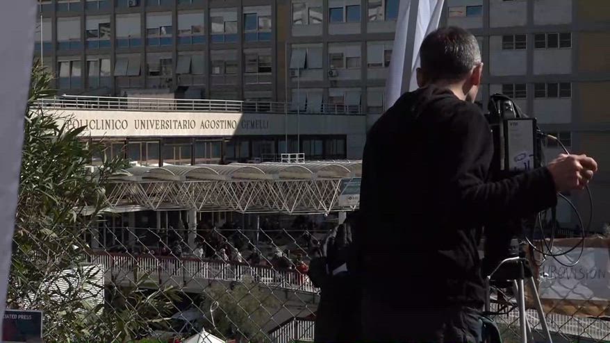 Papa stabile, partecipa a rito Ceneri e telefona a Gaza