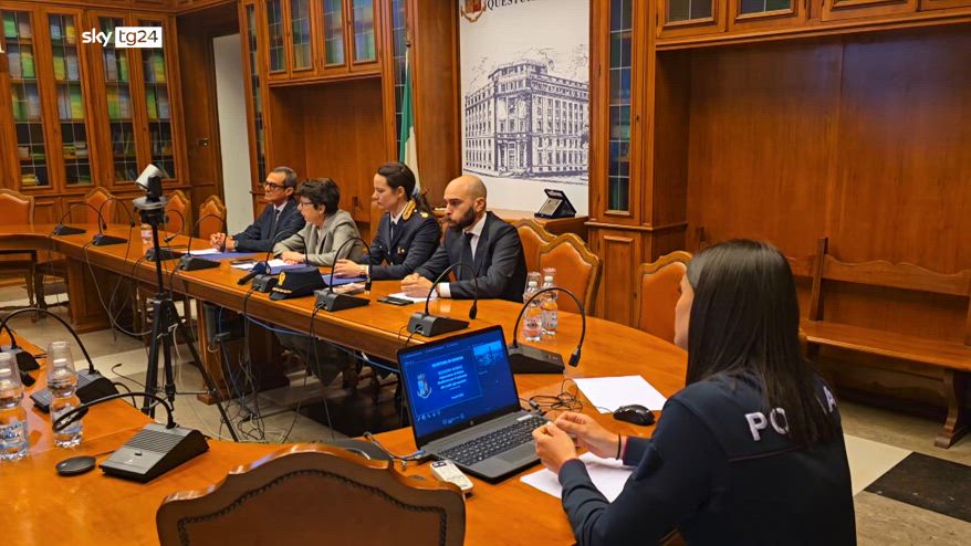 Truffe agli anziani, maxi operazione della polizia contro una rete criminale