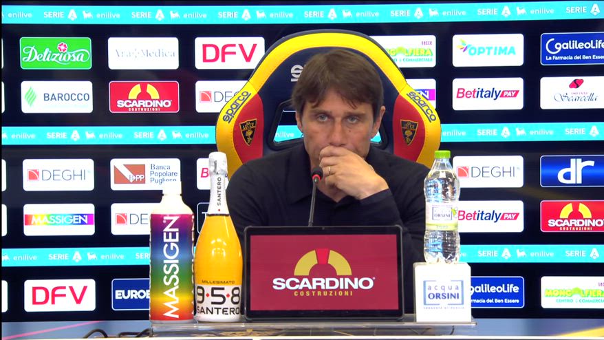 Napoli, Conte: "La storia la scrive chi vince"
