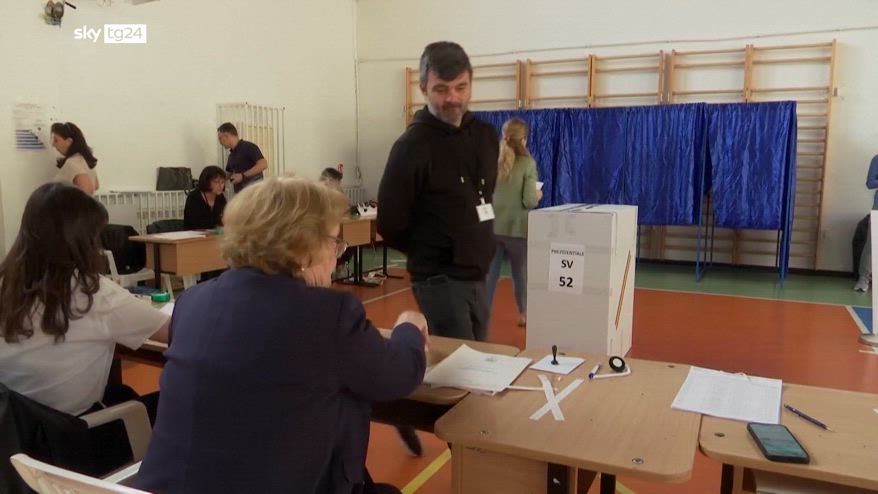 Elezioni Romania, vince Simion: si va al ballottaggio