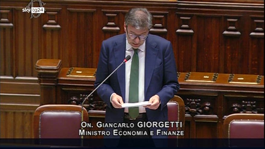 Tasse, Giorgetti: taglio a ceto medio orizzonte pluriennale