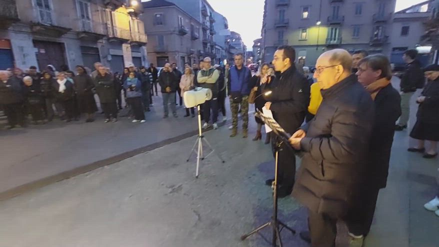 Torino, veglia per Mamoud Diane in piazza Foroni